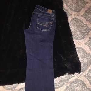 AE favorite boyfriend jean